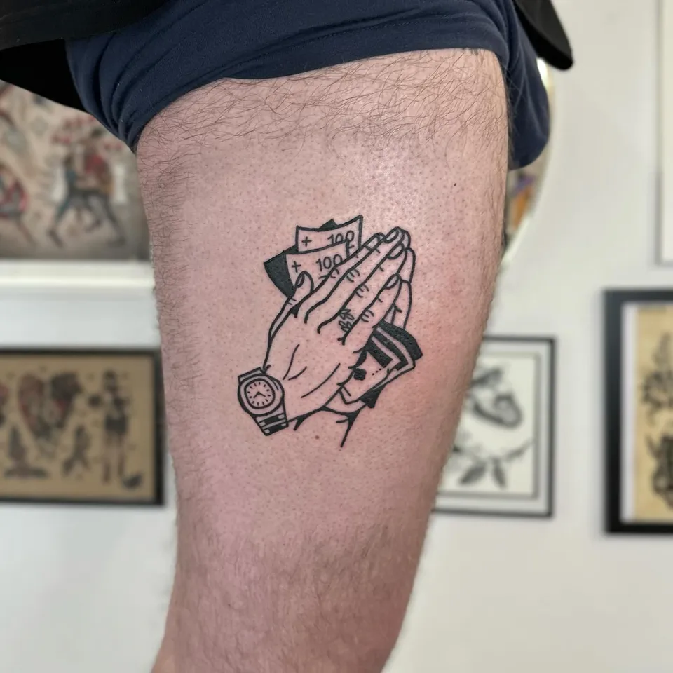 Módl się i haruj — Tattoo, Wujek Darek Tattoo, Warszawa