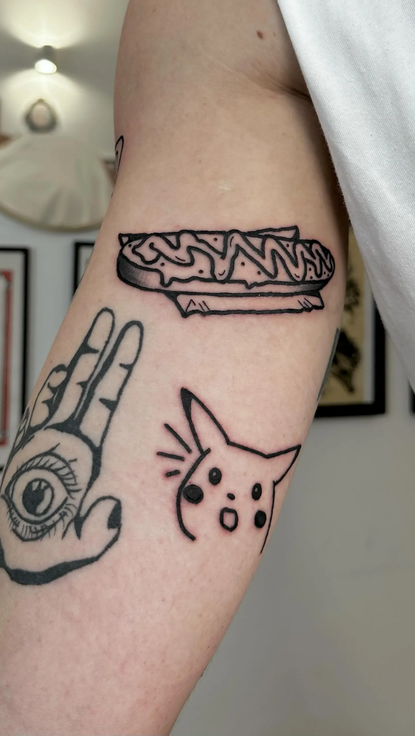 Tyle sera na zapiekance, że Pikachu w szoku — Tattoo, Wujek Darek Tattoo, Warszawa